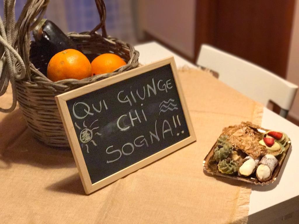 A Casa Di Ida Apartment Agrigento Luaran gambar
